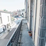 Volvic Home * Volvic