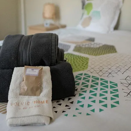 דירה Volvic Home וולויק