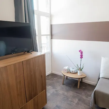 Apartment Volvic Home